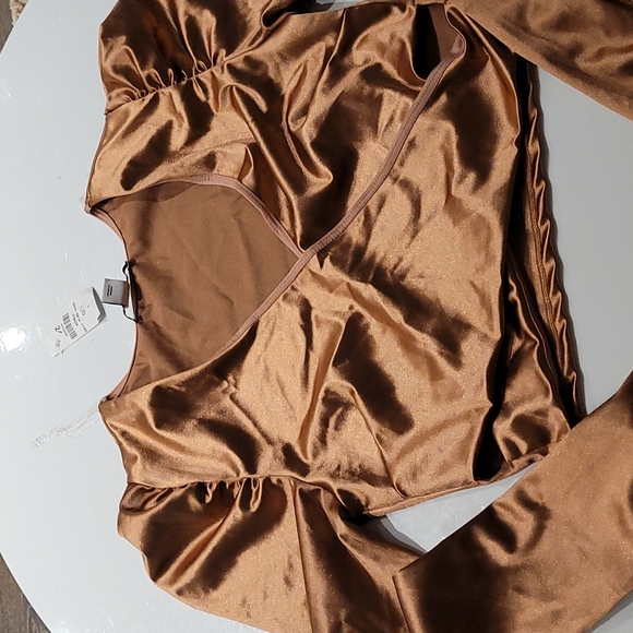 2 piece skirt outfit - Picture 3 of 4